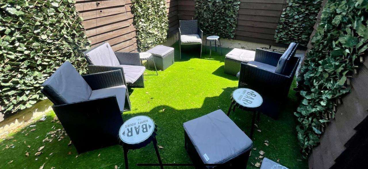 4 Bed 4 Bath House With Free Parking, 5 Mins To Lfc And 15 Mins To City Centre Liverpool Eksteriør bilde